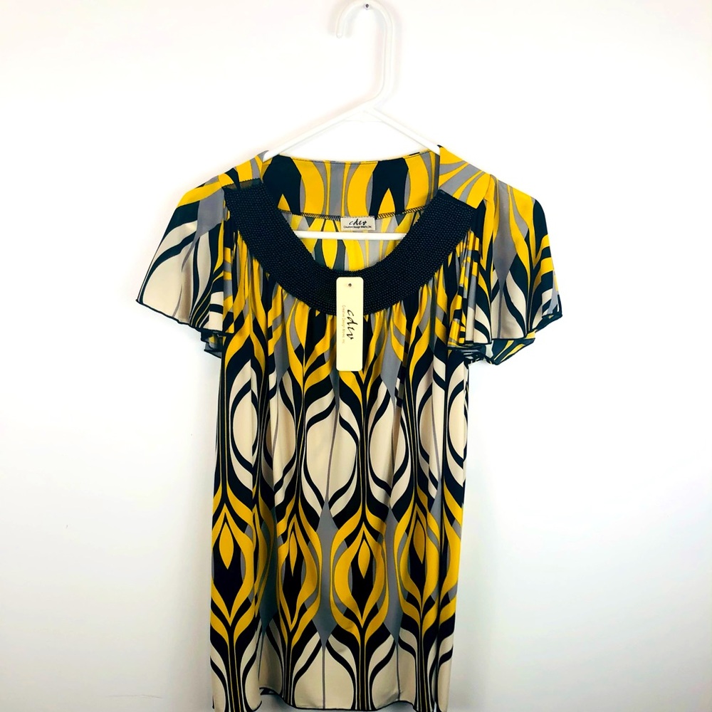 Cdw women top size -M/multi colors